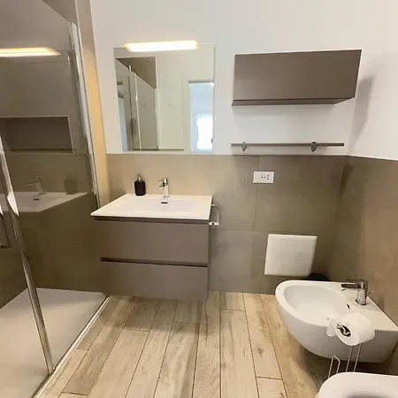 Apartman 2 Min Walk Chorus Life, With 2 Bedrooms And 2 Bath Bergamo
