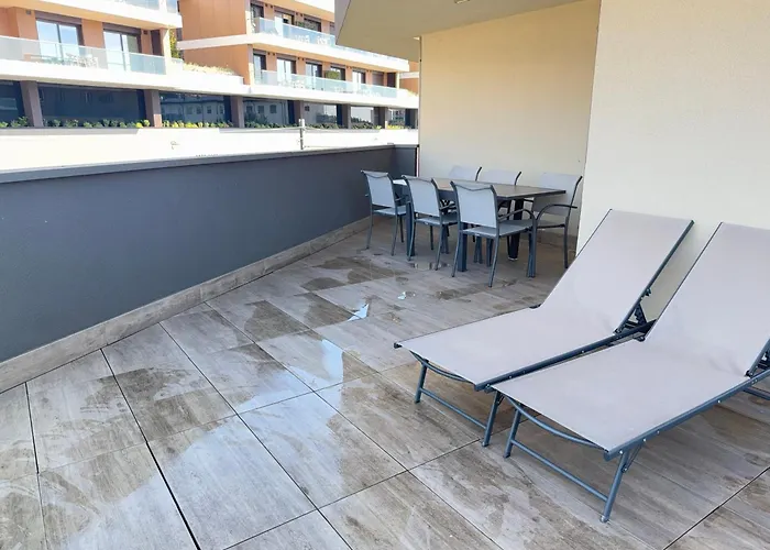 דירה 2 Min Walk Chorus Life, With 2 Bedrooms And 2 Bath