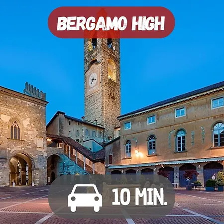 アパート 2 Min Walk Chorus Life, With 2 Bedrooms And 2 Bath *